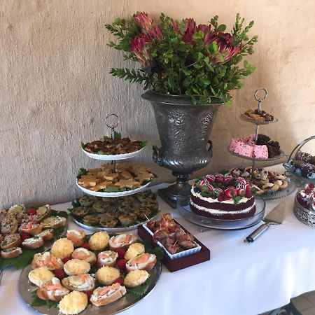 Auberge Provence Hermanus Bagian luar foto