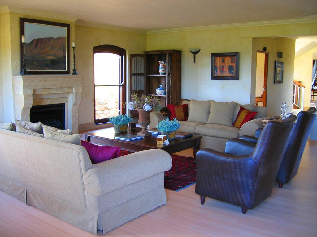 Auberge Provence Hermanus Bagian luar foto