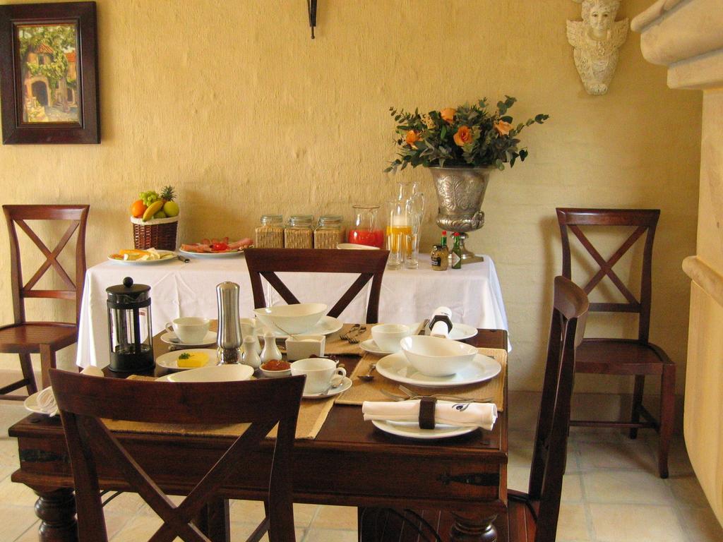 Auberge Provence Hermanus Bagian luar foto