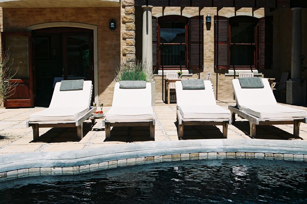 Auberge Provence Hermanus Bagian luar foto