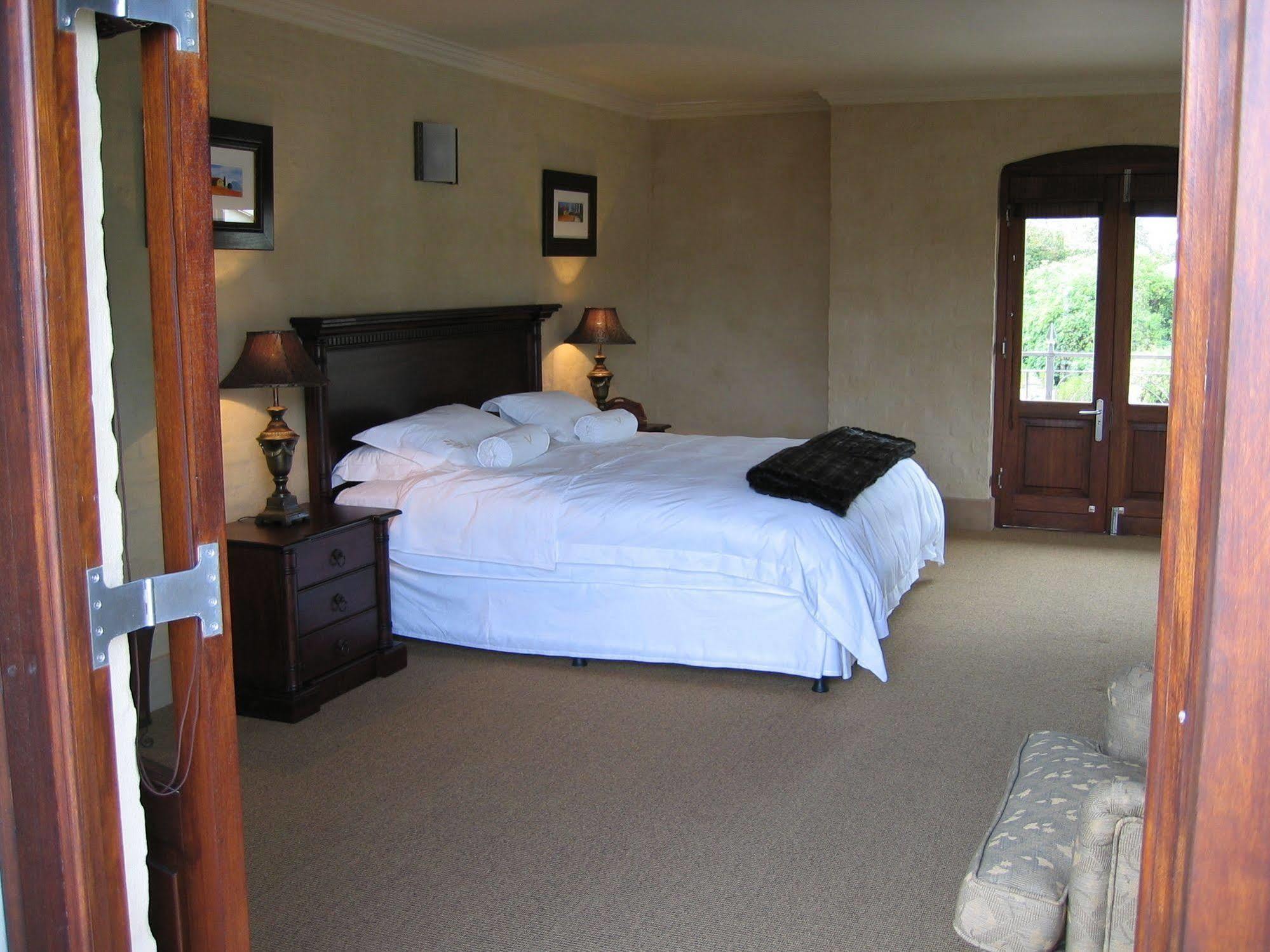 Auberge Provence Hermanus Bagian luar foto