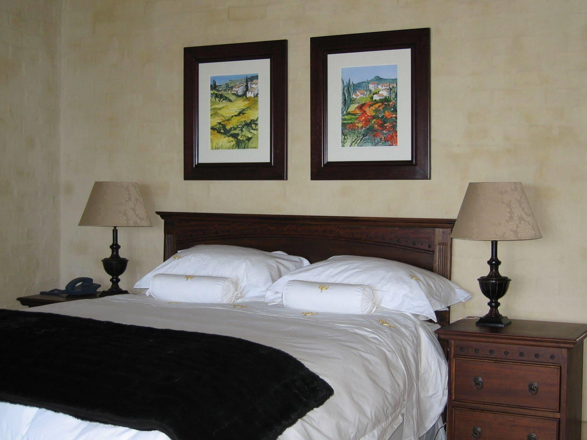 Auberge Provence Hermanus Bagian luar foto