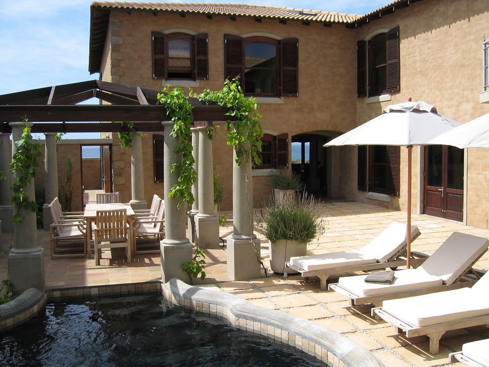 Auberge Provence Hermanus Bagian luar foto